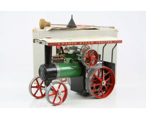 Boxed Mamod Steam Tractor TE1A, excellent condition, appearing unused, booklet, steering rod and funnel, box slight wear and 