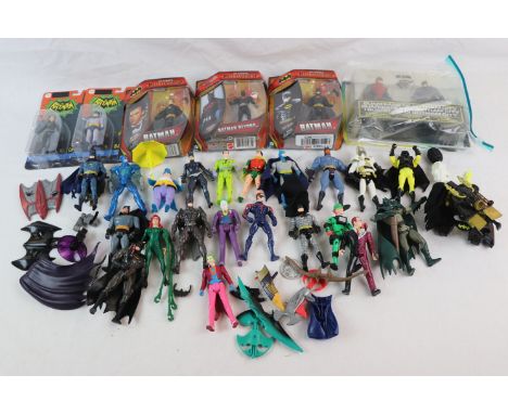 Collection of Batman figures to include 2 x carded Funko DC figures featuring Catwoman &amp; Batman, 3 x carded Mattel DC Com
