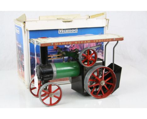 Boxed Mamod Steam Tractor TE1A, used with some rusting, tatty box