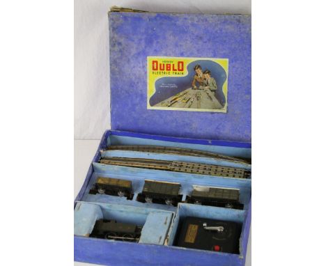 Boxed Hornby Dublo EDG7 Tank Goods Set with 0-6-2 GWR locomotive, rolling stock and track, box tatty and discoloured 