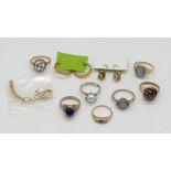 1 Konv. Schmuck je undeutl. gestemp. wohl GG/WG und ungestemp., z.T. mit kleinen Diamanten, Edelstei