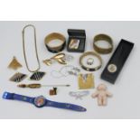 1 Konv. Schmuck Mode/Metall u.a., z.B. mit Halbedelsteinen, Bernstein, versch. Marken z.B. SWAROVSKI
