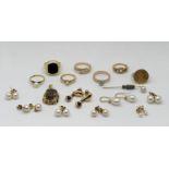 1 Konv. Schmuck wohl vollständig GG 14ct. z.T. mit Perlen, Diamanten, Edelsteinen, u.a., min. Metall