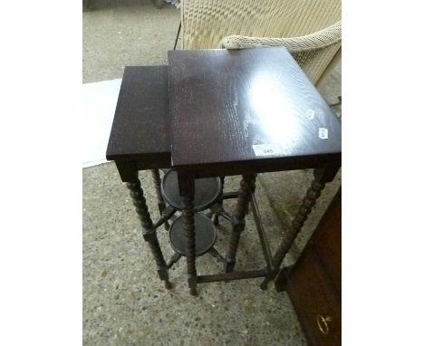 Nest of two early 20th Century tables with bobbin turned legs