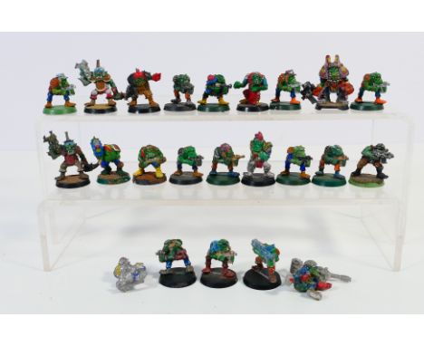 Warhammer - Games Workshop - Citadel - 23 predominately painted metal Warhammer 40k Rogue Trader Space Orks. The figures whic