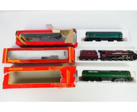 Hornby - Three boxed Hornby OO gauge locomotives. Lot consists of Hornby R072 Class 25 diesel locomotive Op.No. D7596 in BR g