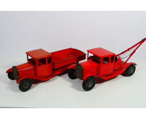 Tri-ang - An unboxed pair of vintage Tri-ang Bedford pressed steel trucks. Lot consists of a Tipping Truck and Breakdown Truc