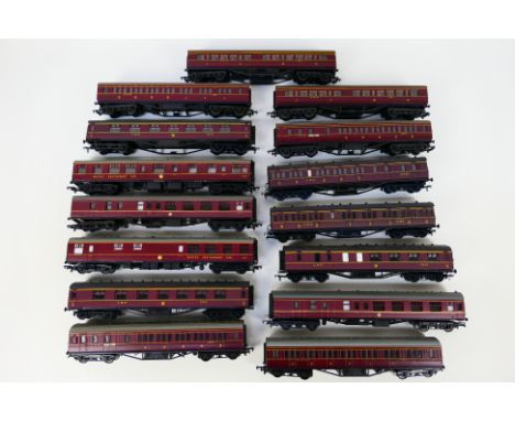 Mainline - Airfix - 15 unboxed OO gauge passenger coaches in maroon liveries. Lot includes Mainline LMS 57' Brake 3rd '5327';