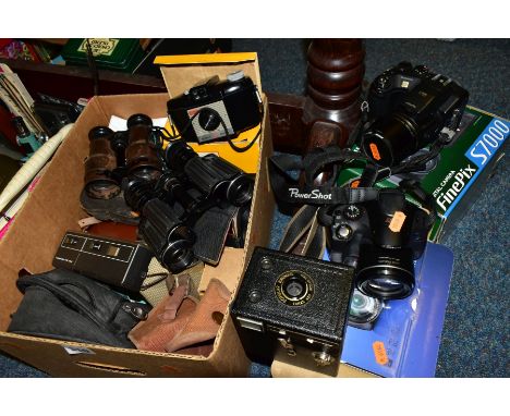 PHOTOGRAPHIC EQUIPMENT etc to include Fuji Finepix S7000 Bridge camera, Canon SX301S Bridge camera, Kodak 127 Brownie cameras