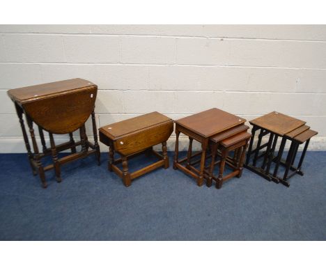 FOUR PIECES OF OAK FURNITURE to include an early 20th century slim gate leg table on turned cylindrical legs open length 89cm