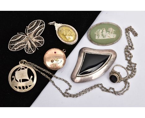 A BAG OF ASSORTED JEWELLERY, to include a gold plated circular locket, with a rose decoration set with a single circular cut 
