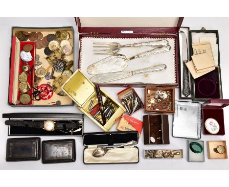 A BOX OF ASSORTED ITEMS, to include a single cased silver teaspoon, hallmarked Sheffield, a gents gold plated 'Services Winds