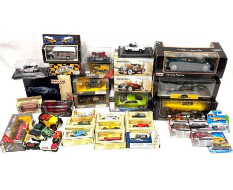 Group of 1980's to recent Issue Die-cast vehicles, in various scales including Maisto, Corgi, Lledo, Hotwheels etc (SEE PICTU