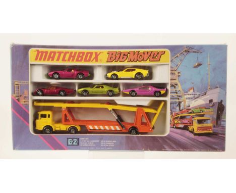 Matchbox Superfast G-2 Big Mover Car Transporter Gift Set - containing (1) Super Kings K-11 DAF Car Transporter - ivory inter