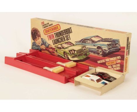 Matchbox Superfast G-100 Twin Thunderbolt Launcher Gift Set - containing (1) 8c De Tomaso Pantera - orange interior, blue bas