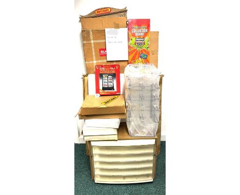 Large quantity of Matchbox Display units and Shelf Display cases including Shop Display Cases. (qty) SEE PICTURES, NB NO POST