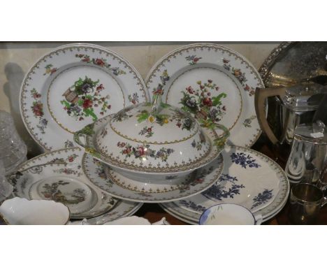 A Collection of Copeland and Spode Peplow Dinnerwares to Include Bowls, Lidded Tureen and Mortlock Blue and White Plate 