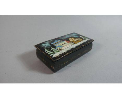 A Lacquered Russian Snuff Box Decorated with Palace Scene in Winter, 8cm Wide 