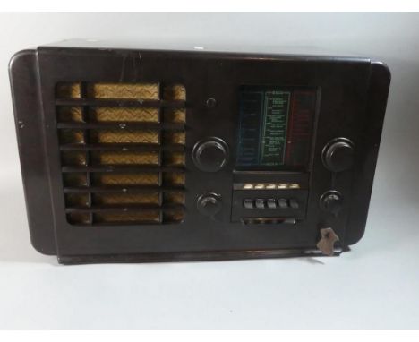 A Pye Bakelite Art Deco Radio, 56cm Wide 