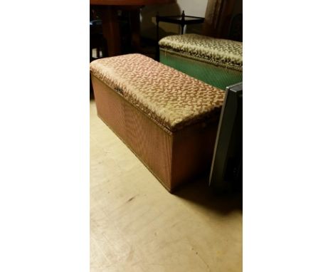 C.1930's  Lloyd Loom style pink ottoman. 3 feet stored loose inside. Metal handle. 94cm long, 38cm deep, 38cm high. Requires 