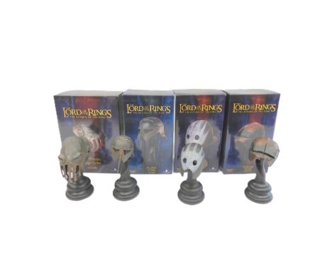 Lord of the Rings. Sideshow Collectibles 1:4 scale boxed figurines on stands to include Orc Helm of Sam 2068 / 2500, Orc Muzz