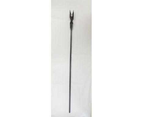 Lord of the Rings. United Cutlery UC1309 Staff of Saruman with certificate. Length 194cm.