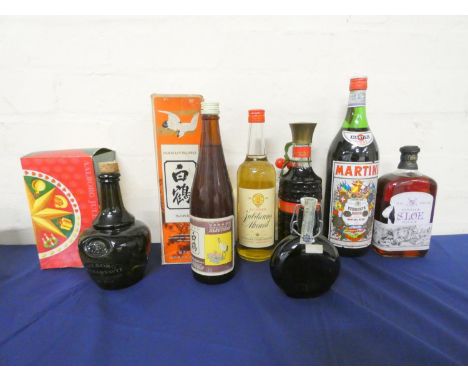 Eight bottles of mixed alcohol to include MARTINI Vermouth Rosso 17% abv. 1.5litre, MONIACK Sloe Liqueur 17.6% abv. 75cl, JUB