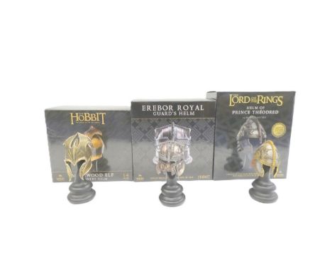 Lord of the Rings / The Hobbit. Three Weta Workshop Collectibles limited edition 1:4 scale models comprising of Mirkwood Elf 