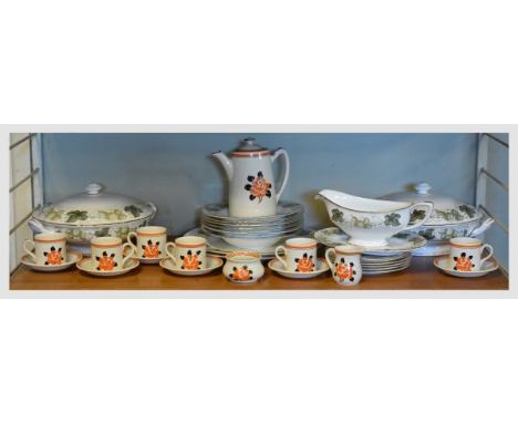 Quantity of Royal Worcester 'The Worcester Hop' pattern tableware, together with a Regalware hand painted coffee set  