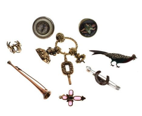 Assorted dress jewellery to include; silver, enamel and marcasite pheasant brooch, yellow metal brooch formed as a coaching h