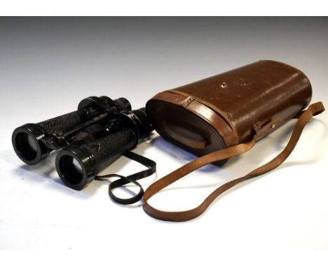 Cased pair of Barr &amp; Stroud military issue binoculars, marked 7x CS41 A.P. No.1900A with Ordnance broad arrow, 24cm long,