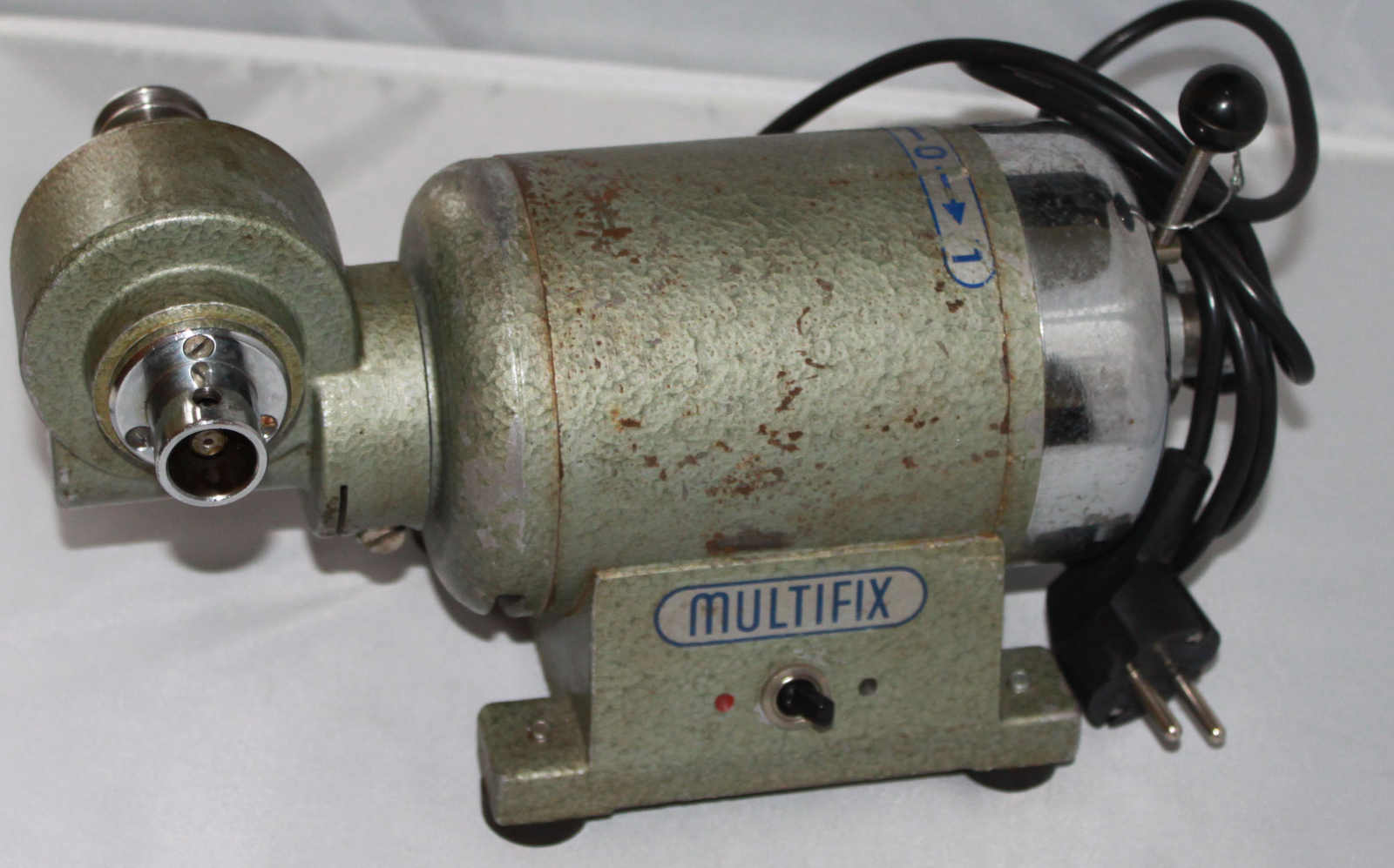 1 Multifix Motor in beide Richtungen laufend, für den Uhrmacher ...