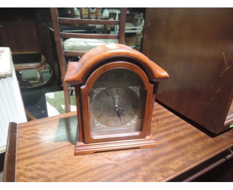 An Acctim mantle clock