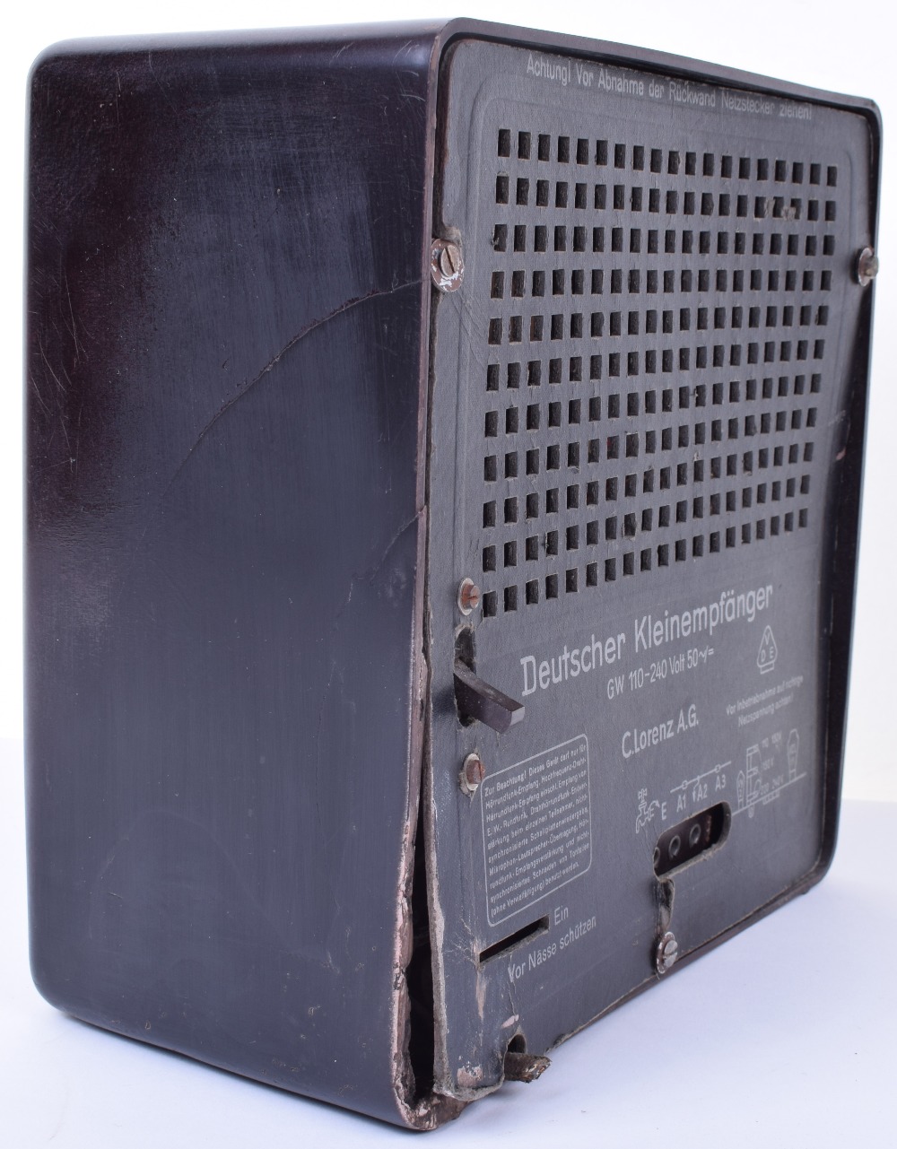 WW2 German Peoples Radio (Volksempfanger), in brown bakelite plastic