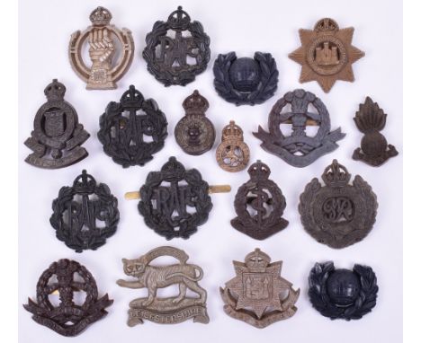18x WW2 War Economy Plastic Cap & Collar Badges, consisting of Leicestershire regiment, Middlesex regiment, Devonshire regime