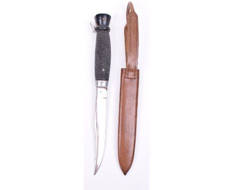 British Officers Private Purchase Knife, with two piece chequered black grips on alloy metal base. Single edged blade with cu