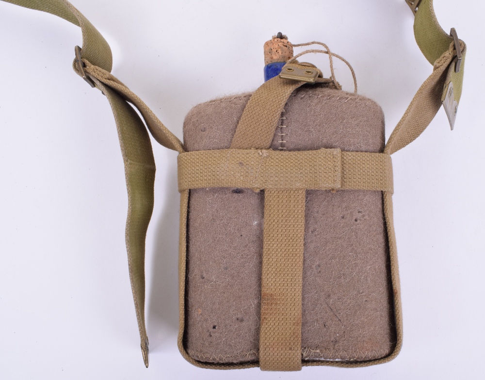 WW1 British 1918 Water Bottle Set, consisting of standard WW1 wool