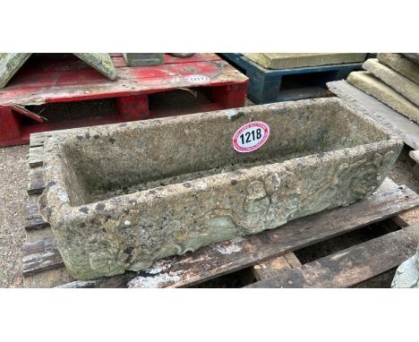 A RECONSTITUTED STONE TROUGH, 17CM (H) X 75CM (L) X 25CM (D) / ALL LOTS ARE LOCATED IN SL0 9LG, REGRETFULLY WE DO NOT OFFER S