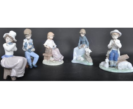 Collection of 1982 and 1996 late 20th century NAO by Lladro bone china figurines, including one The Leonardo Collection figur