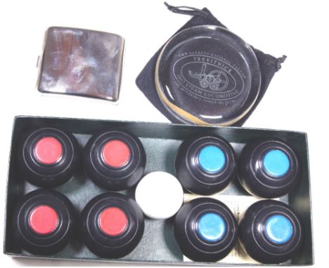 MINI CARPET BOWLS. Cased set of mini carpet bowls and travelling domino set