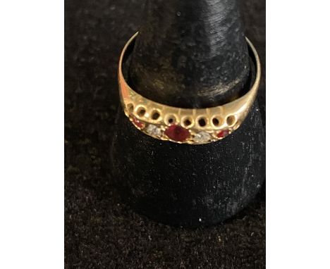 A antique 18ct gold ruby &amp; diamond ring size M 1.76 grams 