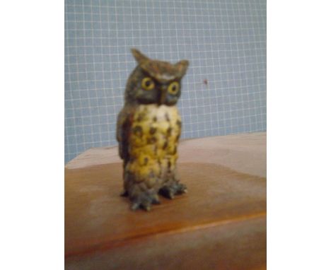 An Austrian cold painted bronze model of a short eared owl, 4cm highLocation: Cab 