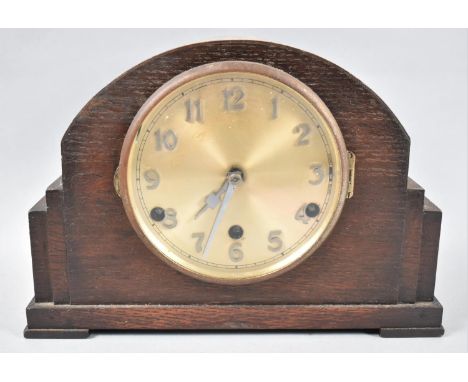 An Art Deco Westminster Chime Oak Cased Mantle Clock, Chiming but no Pendulum, 30cm Wide 