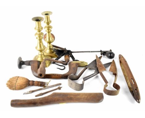 Various mixed metalware and vintage tools to include a shipwright's shoulder drill, a vintage shoulder drill, two pairs of sh