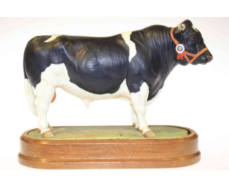 Royal Worcester model of British fresian bull by Doris Lindner