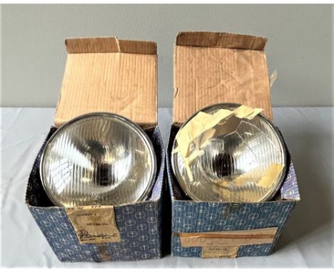 TWO CARELLO PROIETTORI 1950S HEADLAMPS - ONE WITH A CRACKED LENSE  170mm headlamps, with chrome bezels, marked on the glass 0
