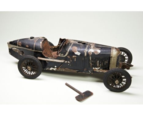 ALFA-ROMEO P2 TINLATE TOY MODEL BY C.I.J.  Inspired by the successful 1924 Alfa-Romeo racing car of Vittorio Jano, these peri