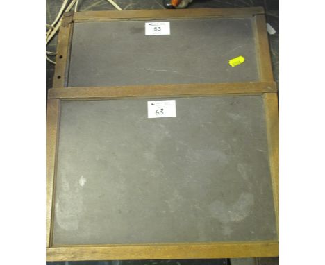 Pair of vintage school writing slates with wooden frames. (2)(B.P. 24% incl. VAT)   CONDITION REPORT:  22.5 x 33 x 1cm24 x 32