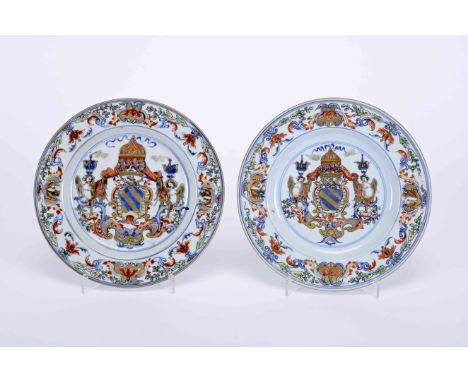 A pair of large platesA pair of large plates, Chinese export porcelain, polychrome and gilt decoration with the coat of arms 