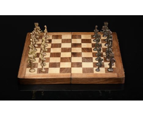 Chess pieces "Roman Armies" and chessboard closing in a box shapeChess pieces "Roman Armies" and chessboard closing in a box 